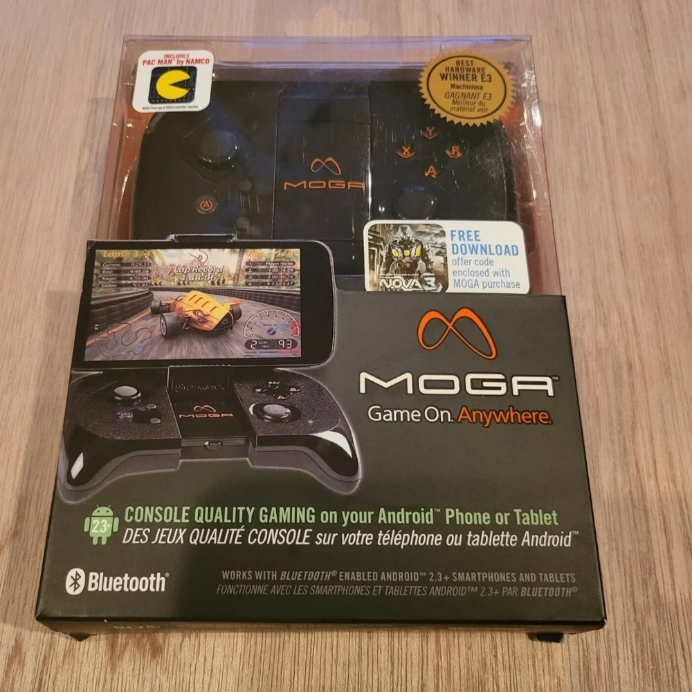 MOGA Mobile Gaming System Bluetooth Android 2.3+ Game On Anywhere 2012.